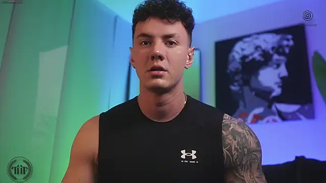 Thomas Falcon online show from December 15, 10:58 pm