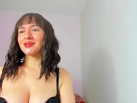 butterflyfree1 online show from December 21, 12:18 am