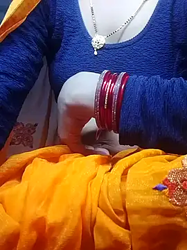 Snapshot of Aasha_devi05 chatting on December 18, 7:53 pm Aasha devi05 online show from December 18, 7:53 pm