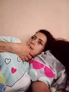 Mariam Lopez   online show from February 18, 7:21 pm