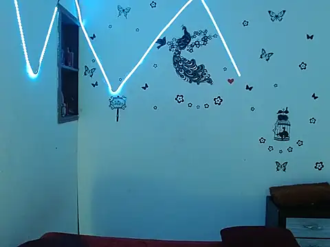 Snapshot of Mia2xsmith chatting on November 5, 3:06 am Mia2xsmith online show from November 5, 3:06 am