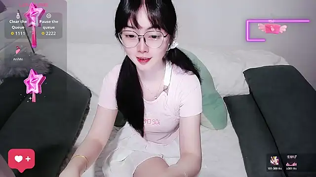 baby-yaya20 online show from June 13, 9:40 am