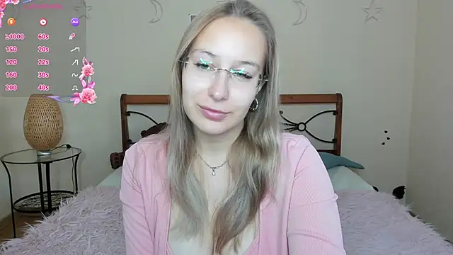 Snapshot of dina_sunshine chatting on October 17, 3:10 am dina sunshine online show from October 17, 3:10 am