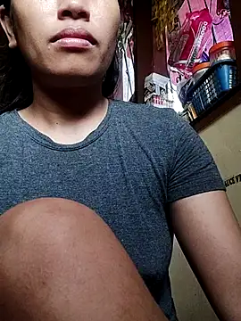Sweet Asian25 online show from June 17, 10:10 pm