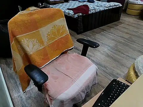 Snapshot of ZoroArcher chatting on September 29, 8:30 am ZoroArcher online show from September 29, 8:30 am