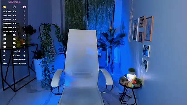 FlexyFox online show from June 4, 9:37 am