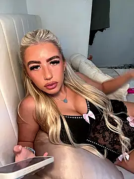 BlondeBetty online show from January 16, 11:36 am