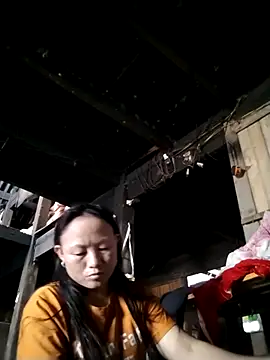 Snapshot of Samdim23 chatting on October 3, 2:41 am Samdim23 online show from October 3, 2:41 am