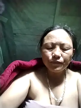 Snapshot of Samdim23 chatting on October 27, 2:43 pm Samdim23 online show from October 27, 2:43 pm