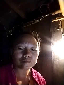 Snapshot of Samdim23 chatting on November 8, 2:06 pm Samdim23 online show from November 8, 2:06 pm