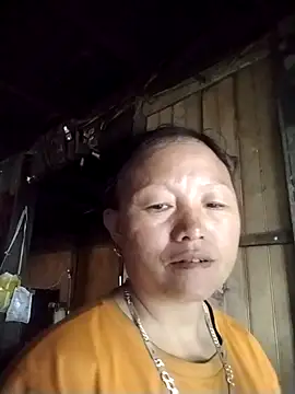 Snapshot of Samdim23 chatting on November 10, 2:43 am Samdim23 online show from November 10, 2:43 am