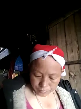 Snapshot of Samdim23 chatting on November 14, 1:26 am Samdim23 online show from November 14, 1:26 am