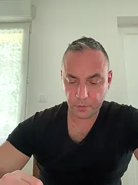 Marronglace1 online show from March 6, 9:28 am