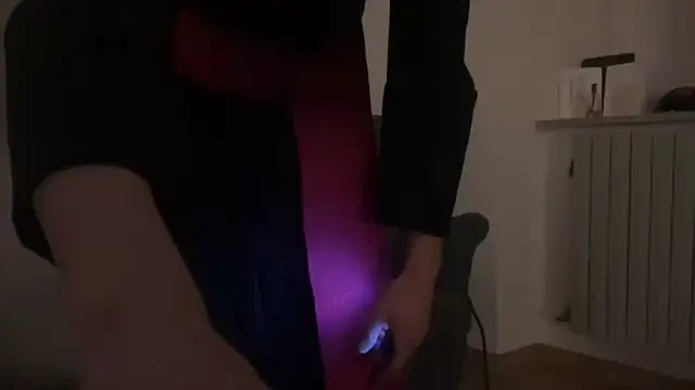 Malcom2f online show from April 7, 3:40 am