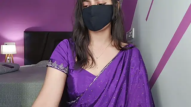 Snapshot of Tanya-mittal chatting on May 18, 3:13 am Tanya-mittal online show from May 18, 3:13 am