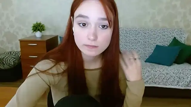 Snapshot of aFoxie chatting on September 27, 7:41 pm aFoxie online show from September 27, 7:41 pm