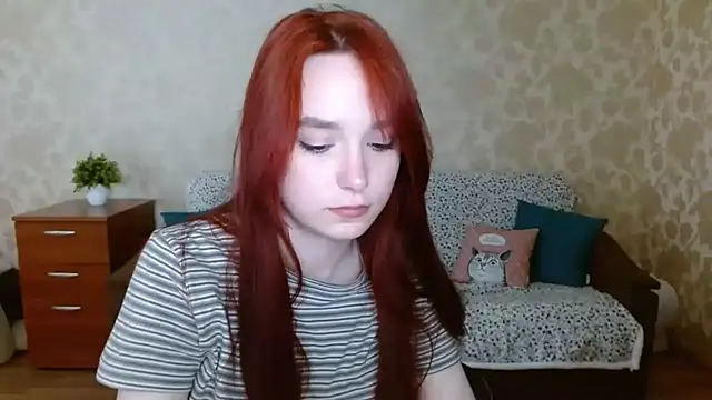 Snapshot of aFoxie chatting on October 2, 12:06 am aFoxie online show from October 2, 12:06 am