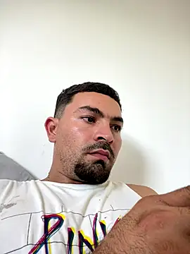 SantiGxxx33 online show from October 20, 9:26 pm