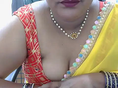 Snapshot of Nisha-telugu chatting on May 20, 5:08 pm Nisha-telugu online show from May 20, 5:08 pm