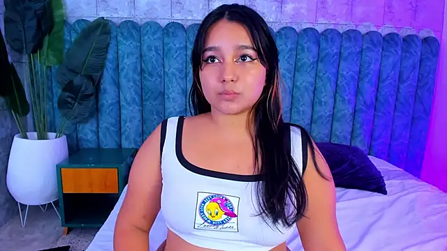 IvannaaVega online show from September 23, 5:10 am