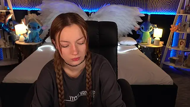 FoxyMayy online show from November 26, 1:56 pm