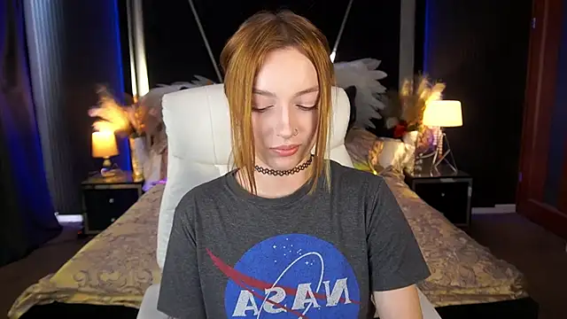 Snapshot of FoxyMayy chatting on July 2, 12:55 pm FoxyMayy online show from July 2, 12:55 pm