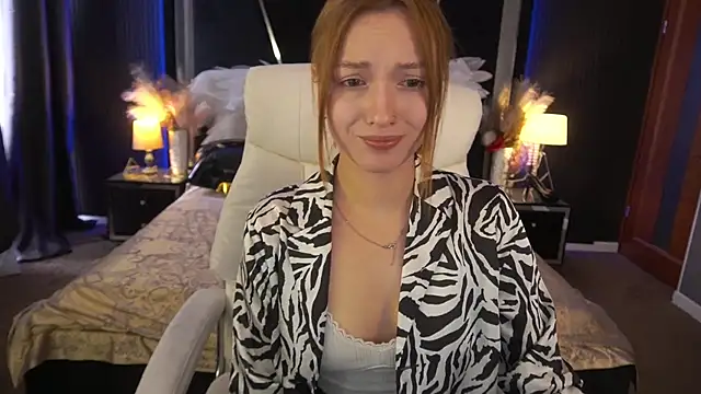 Snapshot of FoxyMayy chatting on July 31, 12:48 pm FoxyMayy online show from July 31, 12:48 pm