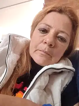 Casandra Cruz online show from October 12, 6:51 pm