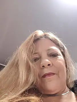 Casandra Cruz online show from October 22, 12:16 pm