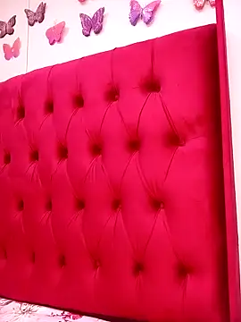 BlackberriesXxx online show from March 17, 8:01 pm