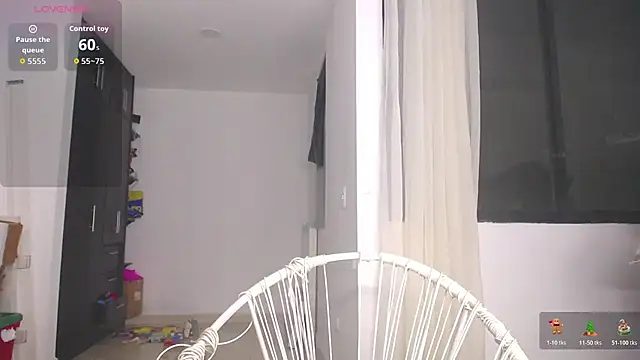 Snapshot of Leslie_Bussh_ chatting on May 26, 3:46 am Leslie Bussh online show from May 26, 3:46 am