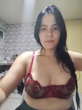 Snapshot of valen-sexx chatting on June 13, 3:15 am valen-sexx online show from June 13, 3:15 am