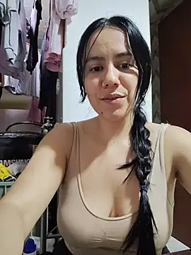 Snapshot of valen-sexx chatting on July 8, 4:17 am valen-sexx online show from July 8, 4:17 am