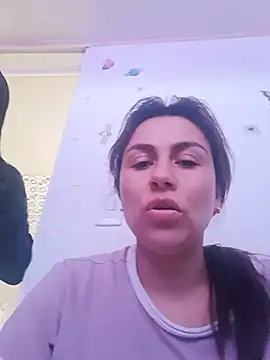 Snapshot of vanessa-titisM chatting on May 22, 9:53 pm vanessa-titisM online show from May 22, 9:53 pm