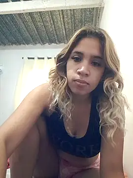 Snapshot of AngelitaSexyCam chatting on September 17, 3:03 pm AngelitaSexyCam online show from September 17, 3:03 pm