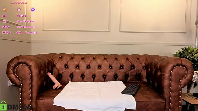 ArielBlossom    online show from September 13, 11:21 am