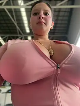 GabyMejiaa online show from February 28, 8:32 pm