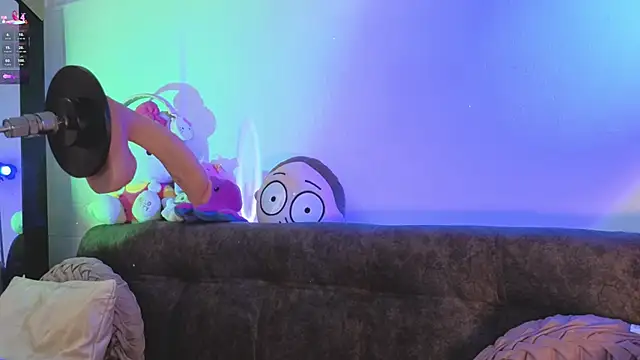 ashlynnlowe  online show from March 7, 7:11 pm