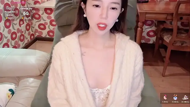miss-lin online show from December 4, 1:42 pm