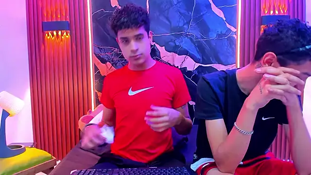 Snapshot of Lucky_boys__X chatting on February 28, 7:15 pm Lucky boys X online show from February 28, 7:15 pm