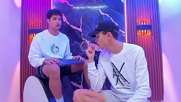 Snapshot of Lucky_boys__X chatting on March 5, 8:05 pm Lucky boys X online show from March 5, 8:05 pm