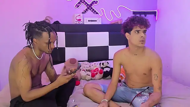 Lucky boys  X online show from June 15, 5:20 am