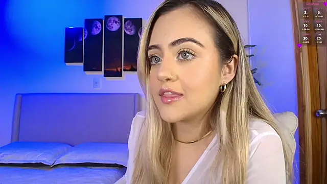 MaryMoon  online show from March 3, 11:21 pm