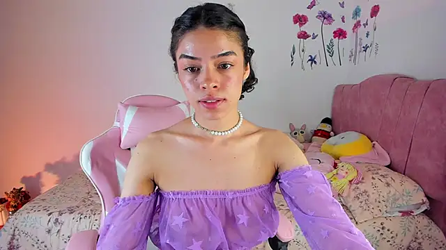 maddy parker   online show from June 10, 11:24 pm