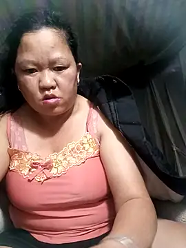 Snapshot of riso-00 chatting on November 2, 10:56 pm riso-00 online show from November 2, 10:56 pm