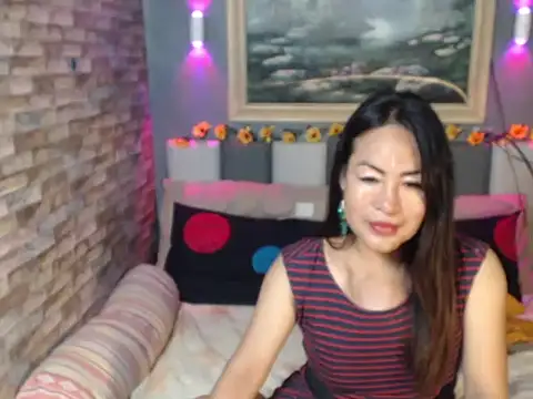 Snapshot of Sexymaturedmistress chatting on November 1, 2:46 am Sexymaturedmistress online show from November 1, 2:46 am