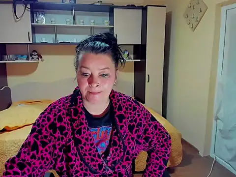 Soffy Skye online show from May 3, 3:56 am