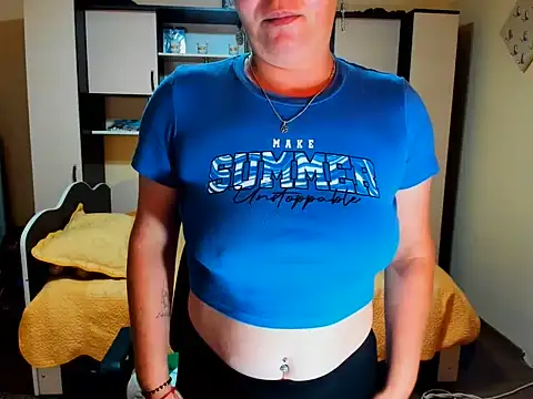 Soffy Skye online show from June 20, 4:59 am