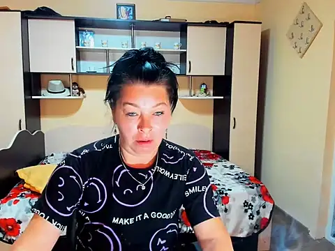 Soffy Skye online show from June 26, 4:28 am