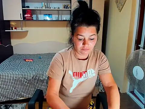 Soffy Skye online show from July 10, 4:39 am